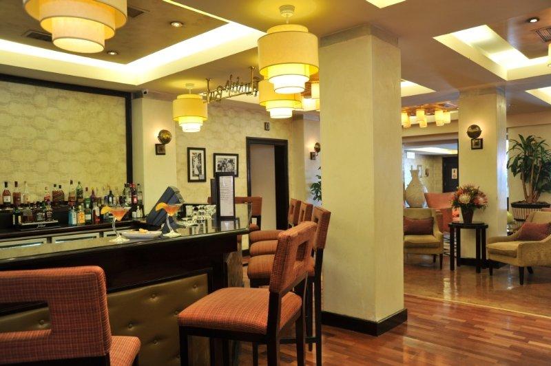 The Soweto Hotel & Conference Centre Εξωτερικό φωτογραφία